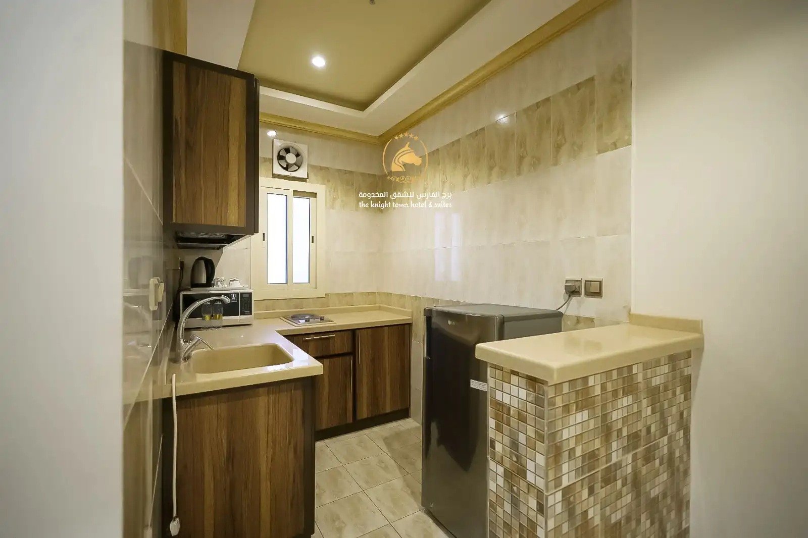 جناح غرفة وصالة